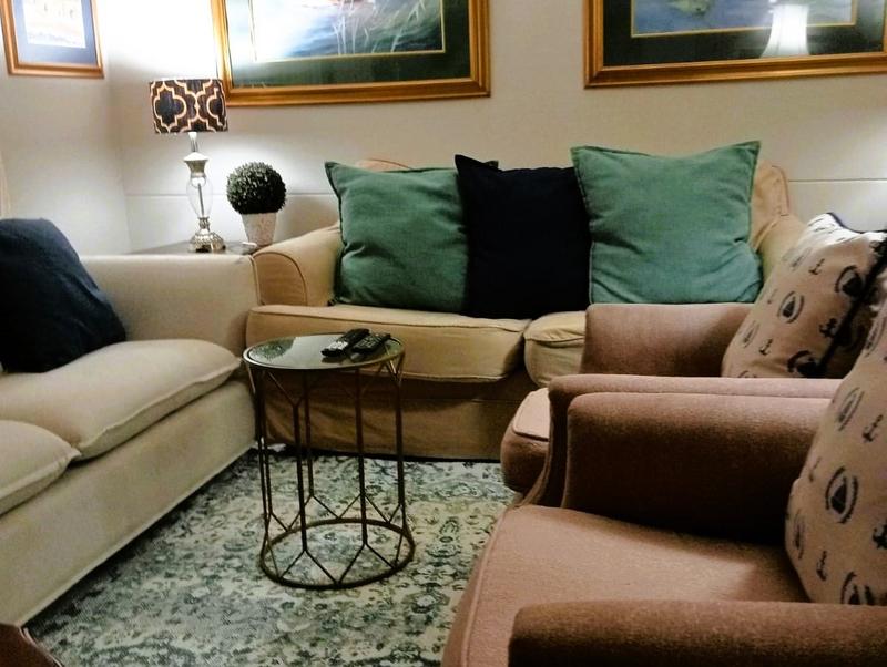 2 Bedroom Property for Sale in Gordons Bay Western Cape